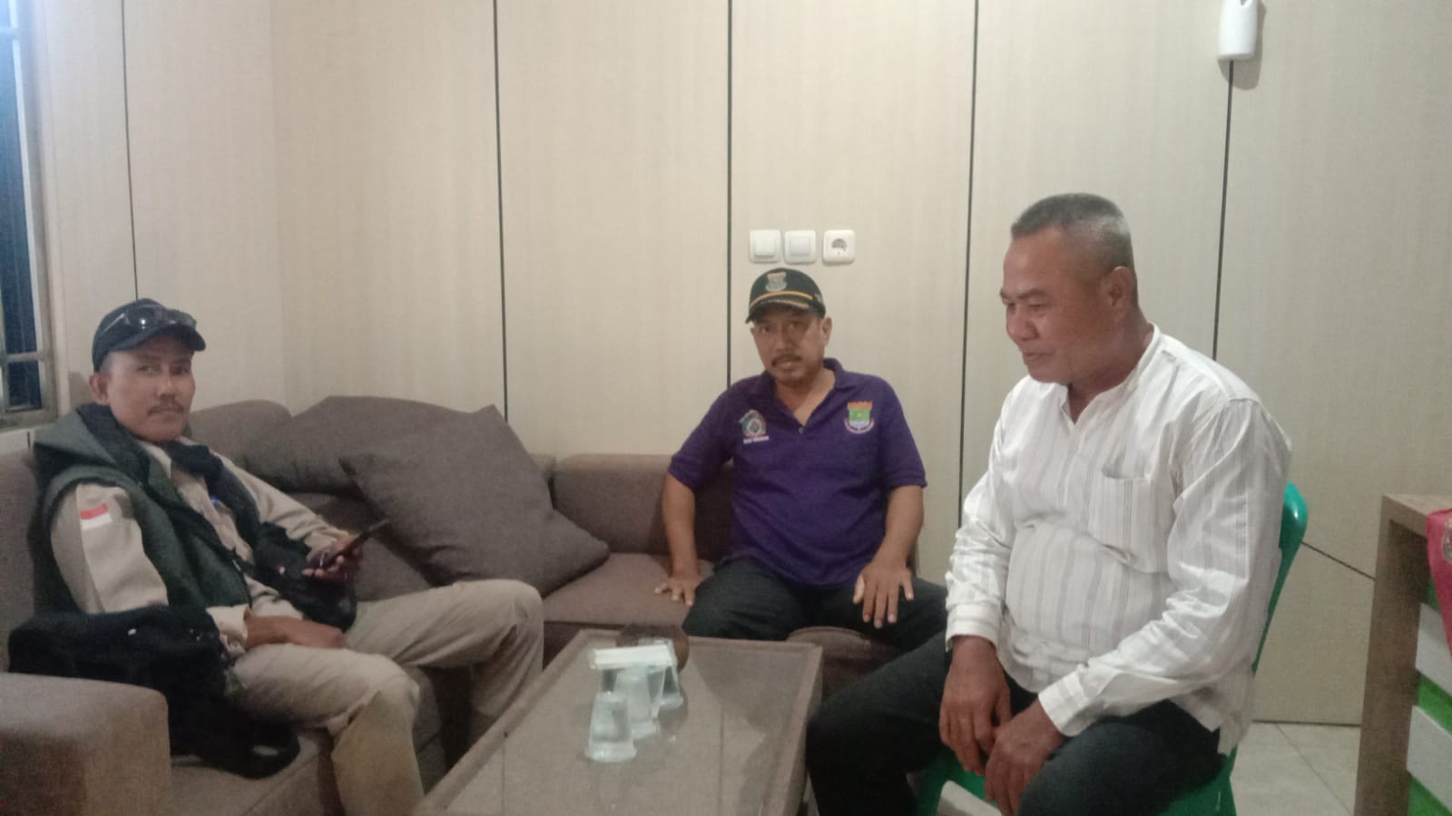 Wartawan Kunjungi Pemdes Tanjakan Perkuat Sinergi Informasi dan Transparansi