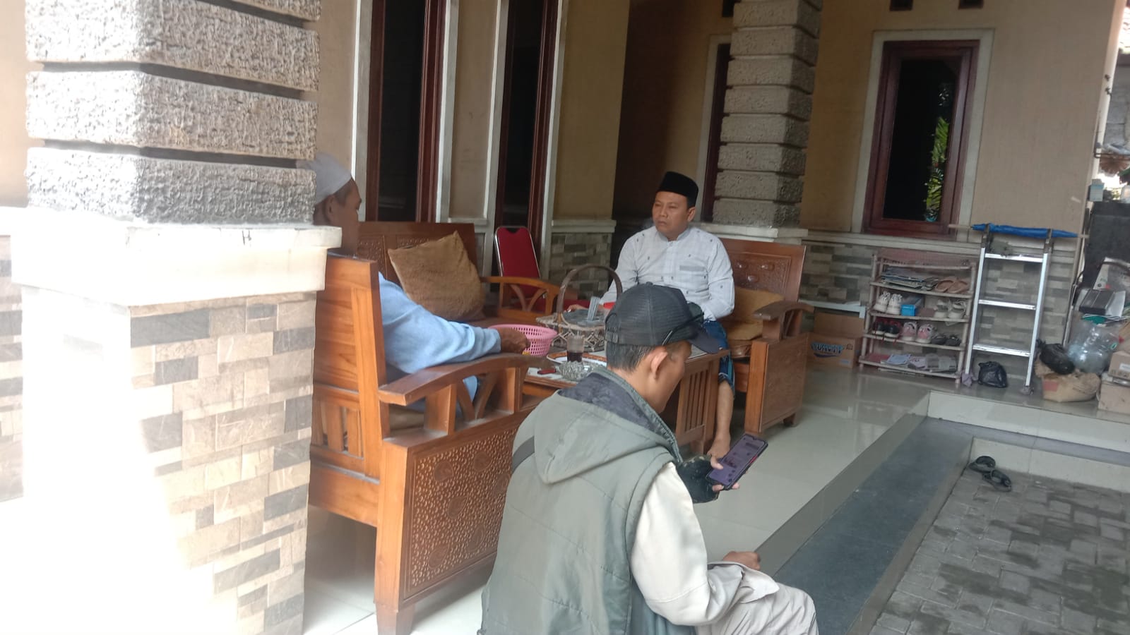 Tim Awak Media Kunjungi  Pemdes Suka Sari-Rajeg,menjadikan momentum memperkuat komunikasi dua arah, sehingga program desa dapat diketahui publik secara luas