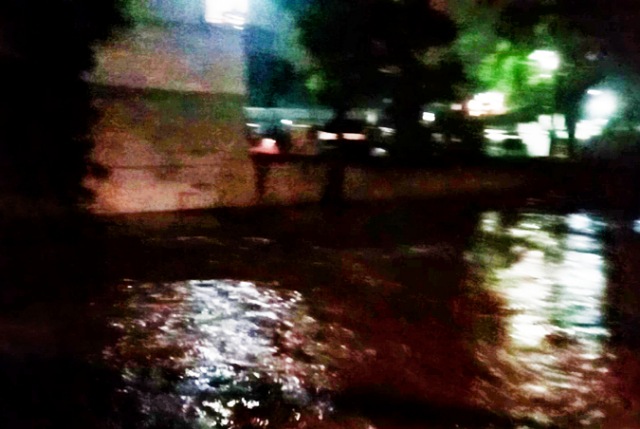 Prof Dr Sutan Nasomal Minta Presiden Prabowo Instruksikan Seluruh Menteri Rumuskan Solusi Banjir DKI

