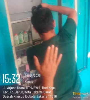 Diduga mengedarkan obat keras ilegal sebuah toko berlokasi di Jl Arjuna Selatan No.1 RT09/RW01 Duri Kepa Kecamatan Kebon Jeruk JakBar,kembali menjadi sorotan santer warga !!

