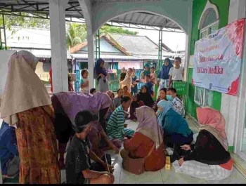 Desa Pangkalan Bergerak Cepat Bantu Korban Banjir, Lurah Ahmat Muhrim Turun Langsung ke Lokasi