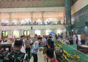 warga Kelurahan Bunder Kecamatan Cikupa Kabupaten Tangerang, hadiri istighosah Do'a bersama untuk korban bencana Sumatera dan Aceh