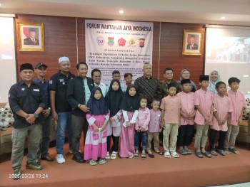 Forum Wartawan Jaya (FWJ) Indonesia Korwil Kabupaten Tangerang gandeng ParagonCorp gelar acara santunan antim