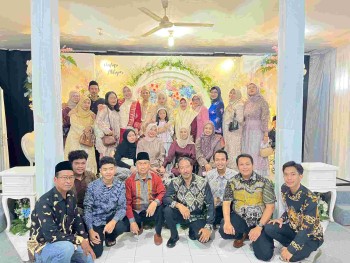 Ketum Gemphita Raya, Fadlli Achmads Am, Ucapkan Selamat Pernikahan untuk Nurfiqri & Akhyar,Fadli Achmads Am Sampaikan Ucapan Selamat Pernikahan Nurfiqri dan Akhyar


