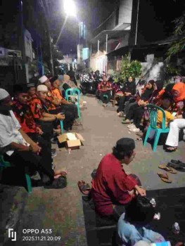 Isbandi Ketua Ormas PP Ranting Kel.Warakas; Hadiri Malam Tahlil 7 Hari Almh. Chotimah Binti Husin Tanjung Priok 

