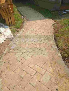 Projek paving blok Kp.parung karang Tidak Ada Papan Kegiatan Dugaan kuat TPK desa Bermain Anggaran