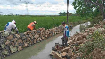  TD .Diduga Proyek Gelap Abaikan K3, Proyek Penguatan Tebing di Pakuhaji Dikerjakan Asal Jadi Pelksana Tak Tahu Rimba nya !

