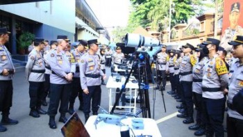 KADIV HUMAS POLRI TEKANKAN  BEBERAPA HAL SAAT GELAR APEL  KESIAP SIAGAAN SATGAS 

HUMAS POLRI  PENGAMANAN NATAL DAN TAHUN BARU (NATARU) 2024