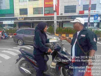 FWJI-Tangkot kembali Menjalankan Program Kerja Jum'at Berkah,Gak Kapok Jum'at Berkah, FWJI Korwil Tangkot Intens Berbagi