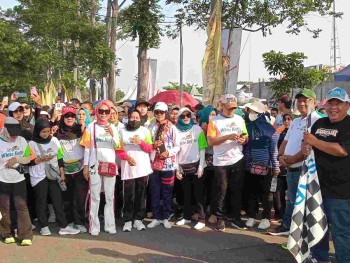 Acara Fun Walk, Fun Bike, Fun Aerobic DISPORA Bersama Luwak White Koffie di Alun-Alun Cibodas Tangerang