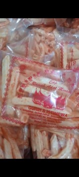 Viral Ada Pemalsuan  Pabrik Kerupuk Memakai Logo Adat Minang Tampa Seijin