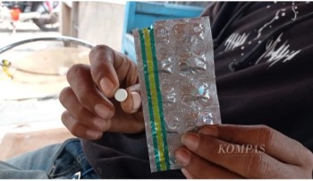 Peredaran bebas obat-obatan diduga ilegal jenis Eximer dan Tramadol di Jalan Inspeksi No. 7, Semanan, Kalideres Menjadi Perhatian Negatif Publik